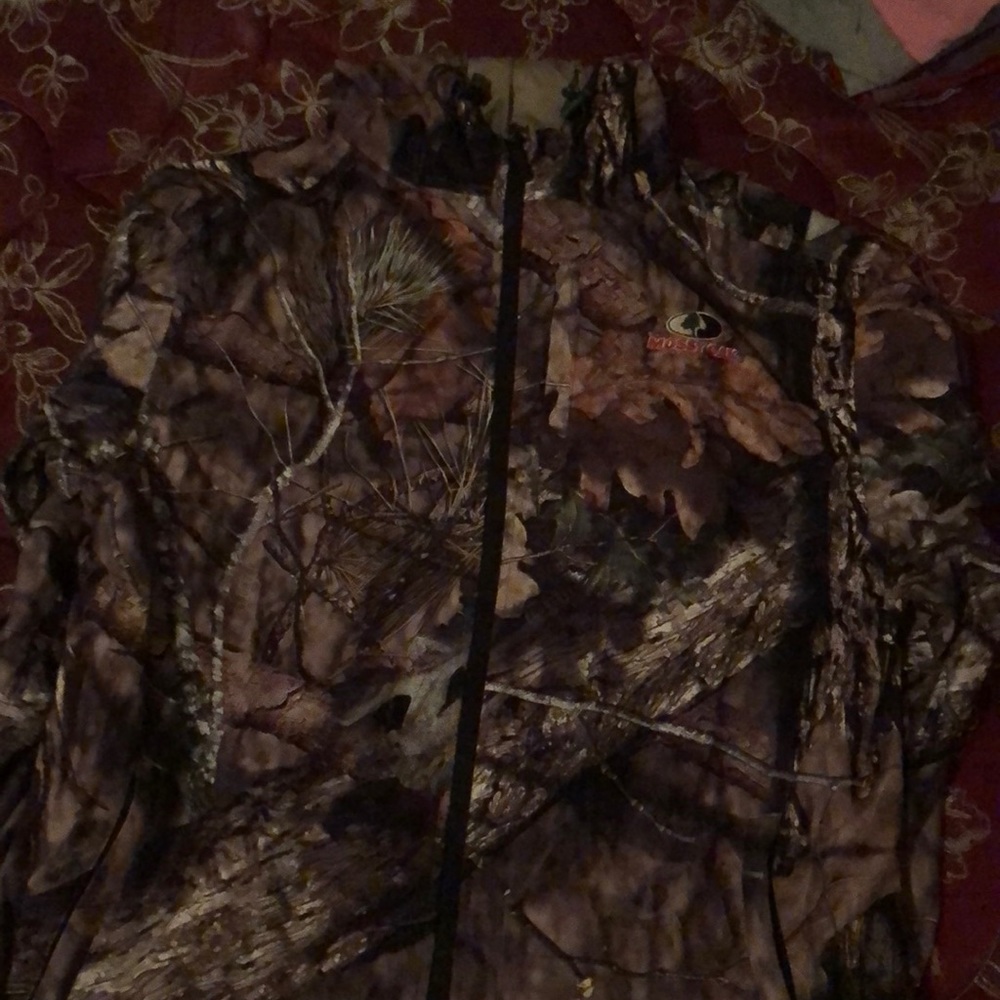 Men’s Mossy Oak camo outfit